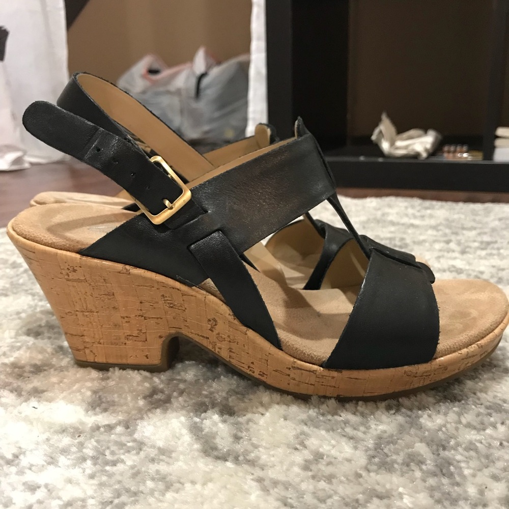 Clark’s Black Leather Sandals